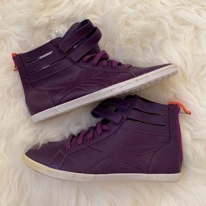 Reebok purple sneakers